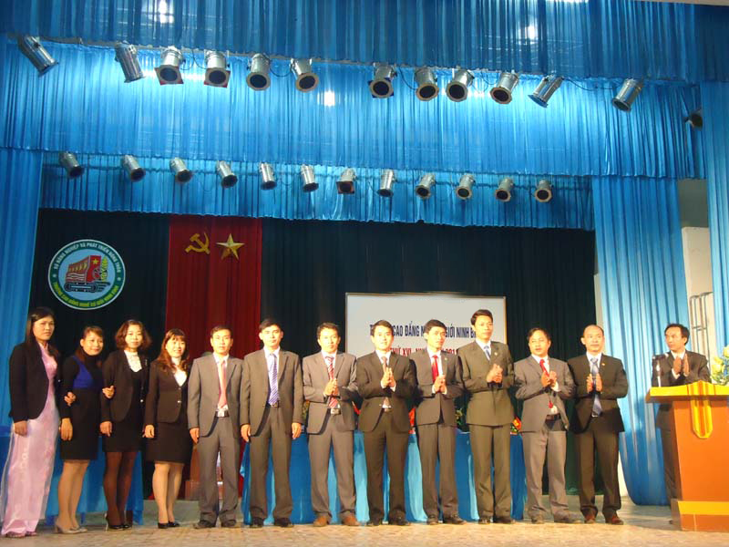 Tuổi trẻ và sức bật- niềm tin cùng các thế hệ