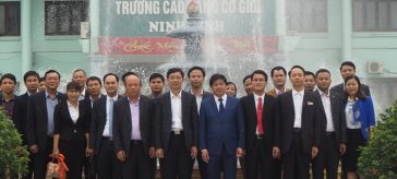 Thứ trưởng Bộ Nông nghiệp và PTNT Lê Quốc Doanh thăm và chúc tết tại Trường Cao đẳng Cơ giới Ninh Bình