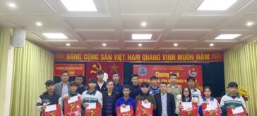CHƯƠNG TRÌNH TẶNG QUÀ “ TẾT VÌ HỌC SINH, SINH VIÊN NGHÈO VƯỢT KHÓ” XUÂN QUÝ MÃO NĂM 2023