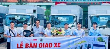 TRƯỜNG CAO ĐẲNG CƠ ĐIỆN NÔNG NGHIỆP VÀ MÔI TRƯỜNG  TỔ CHỨC LỄ BÀN GIAO XE Ô TÔ HẠNG C1 PHỤC VỤ CÔNG TÁC ĐÀO TẠO VÀ SÁT HẠCH