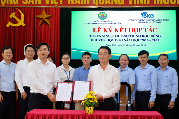 Vietnamese Partnership Signing Ceremony